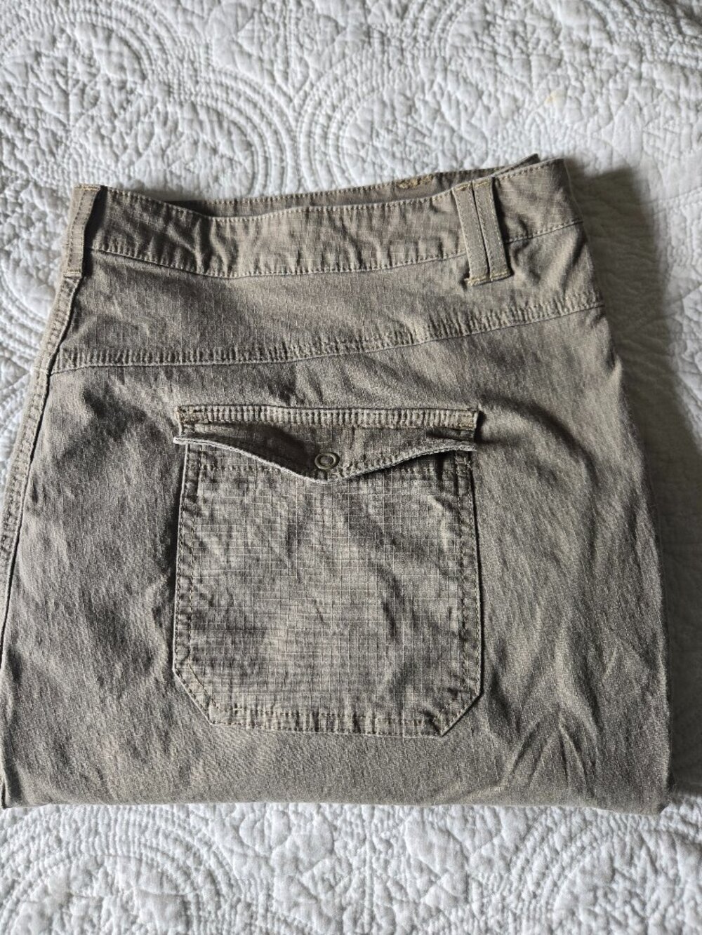 VF Jeanswear 26W Cargo Capris